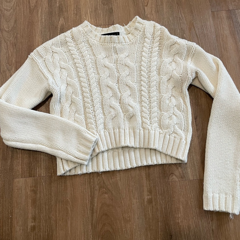 LUCA COUTURE white knitted cropped sweater